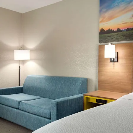 Days Inn By Wyndham Hillsboro-2