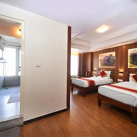 Hotel Friends Home-3