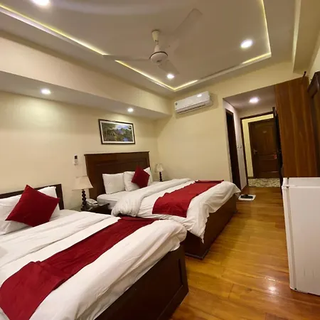 Diplomat Hotel-2