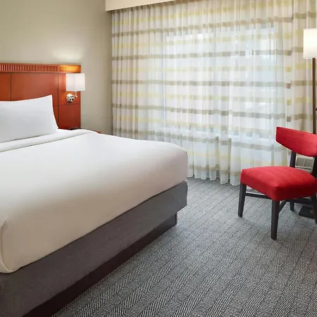 Courtyard By Marriott Baton Rouge Acadian Centre/Lsu Area-2