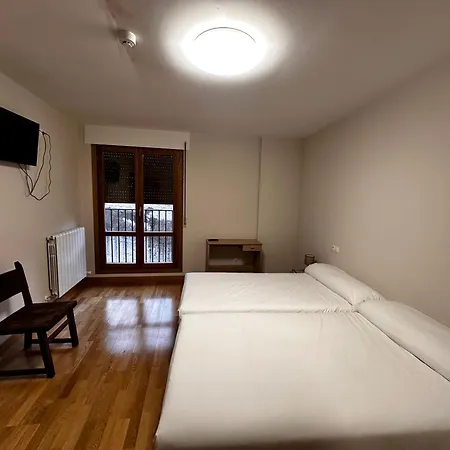 Hostal Rural 18 de Abril-3