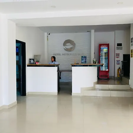 Hotel Metropolis Plaza Cali-2