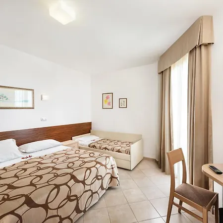 Hotel Fenix-2