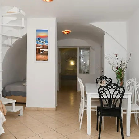 Vinas Place City Center-2