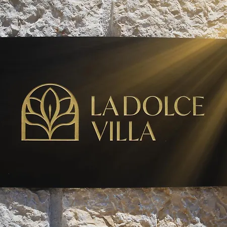 La Dolce Villa 1-2