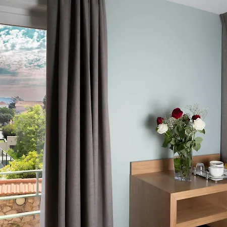 Best Western Plus Soleil et Jardin-2