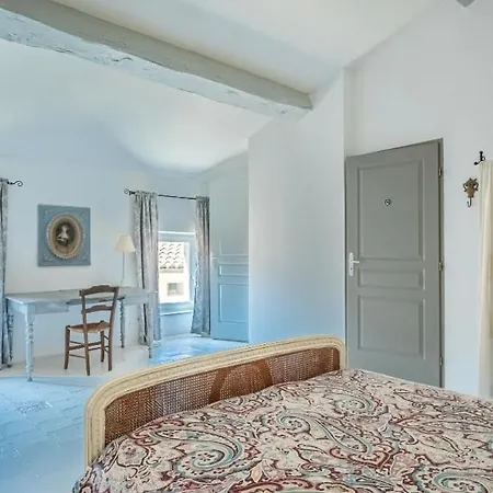 Les chambres de la Villa EUGÉNIE-2