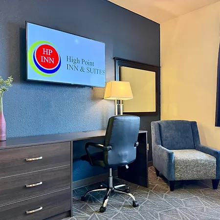 High Point Inn & Suites Peace River-3
