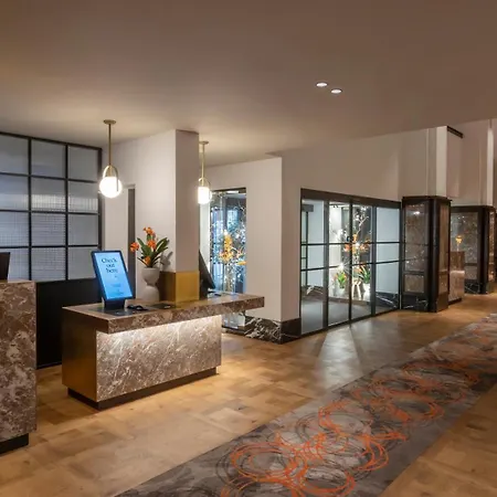 Clayton Hotel Amsterdam American-3