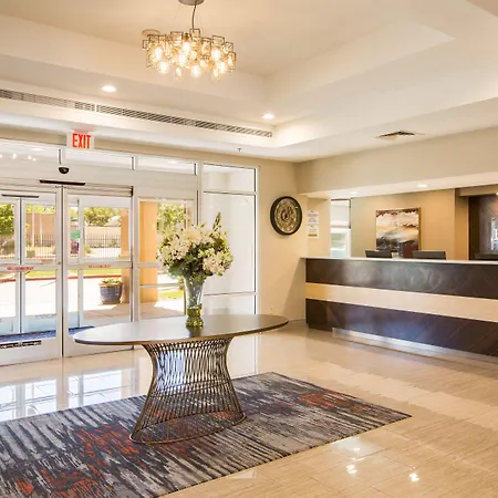 Baymont By Wyndham Albuquerque Airport-2