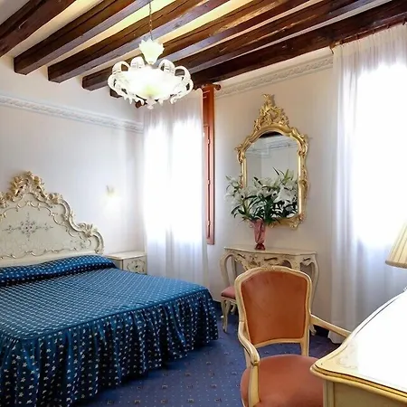 Hotel Diana-2