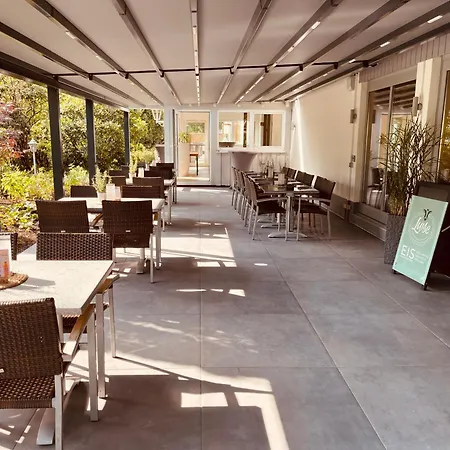 Maifeld Sport- und Tagungshotel-3
