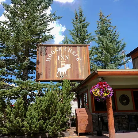 Moose Creek Inn-3