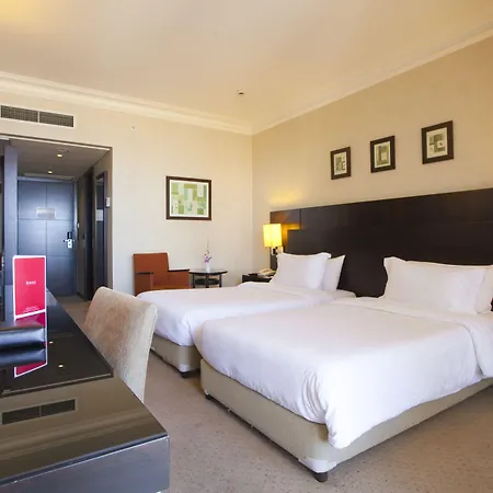Ramada Plaza By Wyndham Beirut Raouche-2