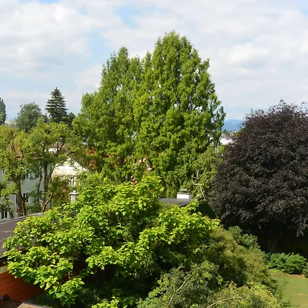 Adlerhof-2