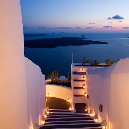 Dreams Luxury Suites-2
