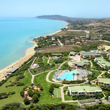 Serenusa Resort-2