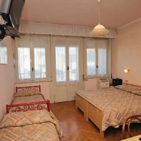 Hotel Elena-3