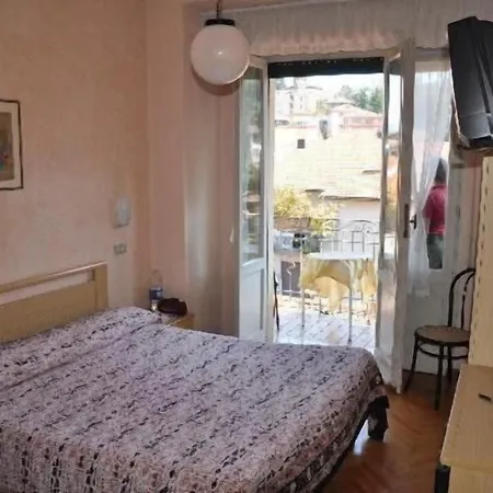 Hotel Elena-2