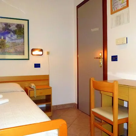 Hotel Daniela-3