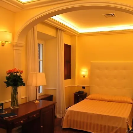 Luxury Ludovisi Rooms-3