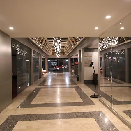 Boulevard Plaza-3
