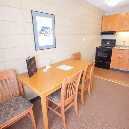 Neighbourhood Inn Hotels In Bonnyville-3