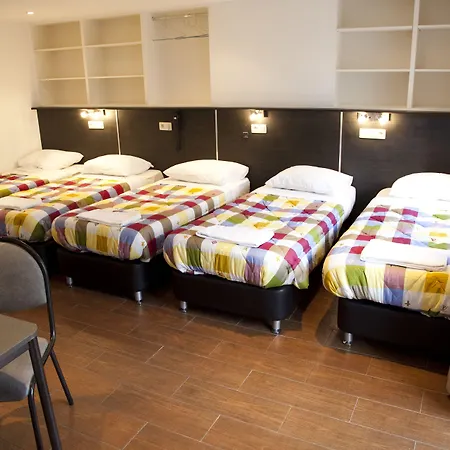Hotel Barry-3