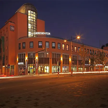 Hotel Theresientor-3