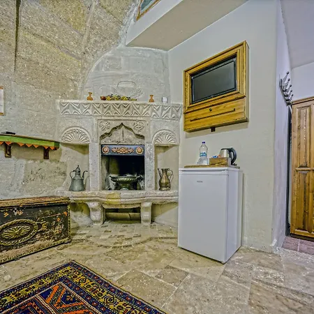 Elysee Cave House-3