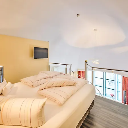 Hotel Theresientor-2