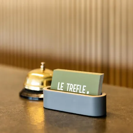 Le Trèfle-2
