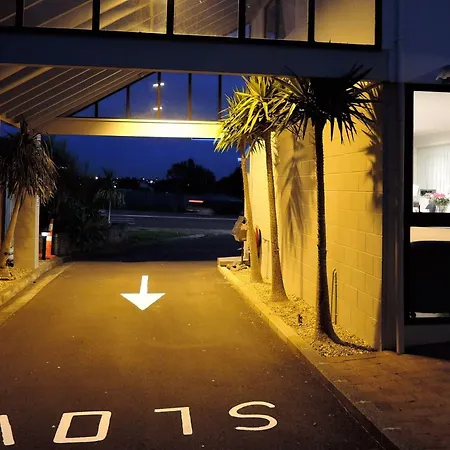 Anzac Court Motel-3
