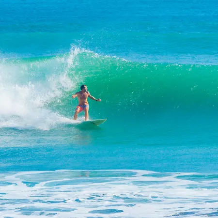 Sansara Surf Yoga & Resort-3
