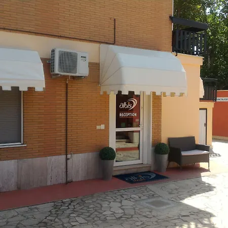 Albis Rooms Guest House-3