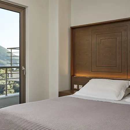 Prima Vista Beachfront Boutique Hotel-2