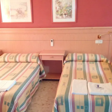 Hostal Carlos III-2