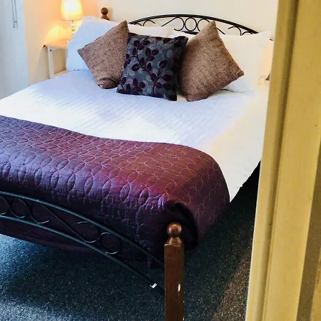 Hill Lodge-3