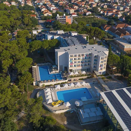 Family Hotel Adria-2