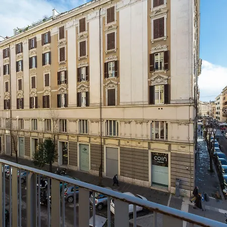 126 Gracchi Suites-3