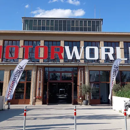 Ameron Muenchen Motorworld-2
