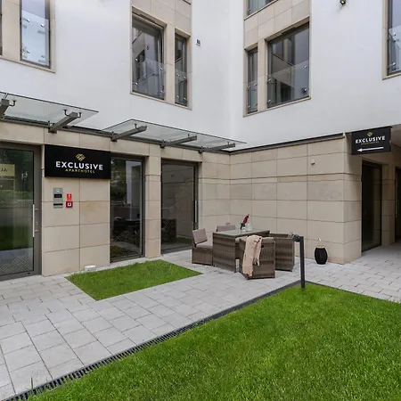 Exclusive Aparthotel Krakow Lubicz 40-2