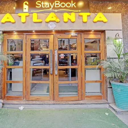 Staybook Hotel Atlanta New Delhi Train Station-3