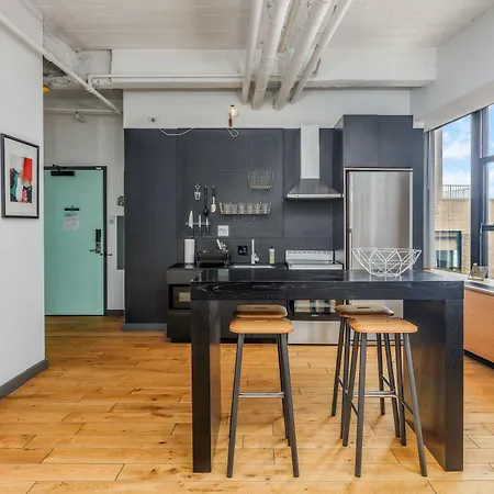 Placemakr Wall Street-2