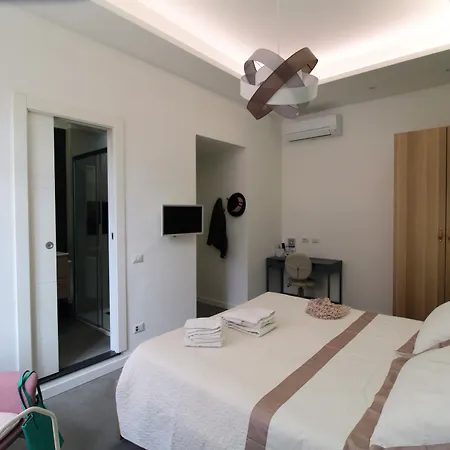 Veniero37 Guest House-2