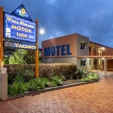 Villa Mirasol Motor Inn-2
