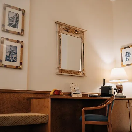 Hotel Viktoria-2