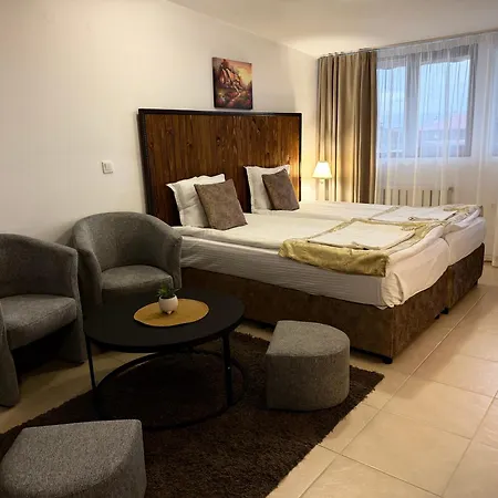 Elegant Lux Hotel-2