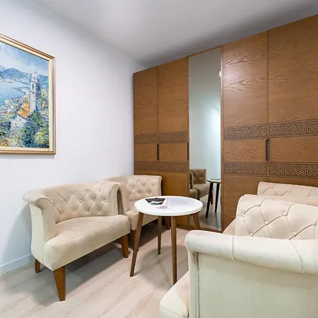 Hotel Adrovic-3