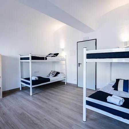 Hostal by El Collell TODO INCLUIDO-3